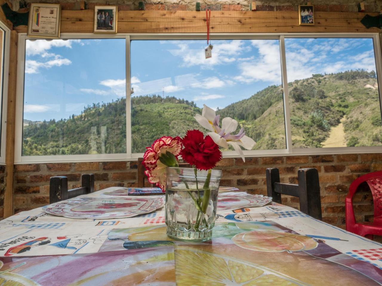 Hospedaje Bella Vista Mongui Luaran gambar
