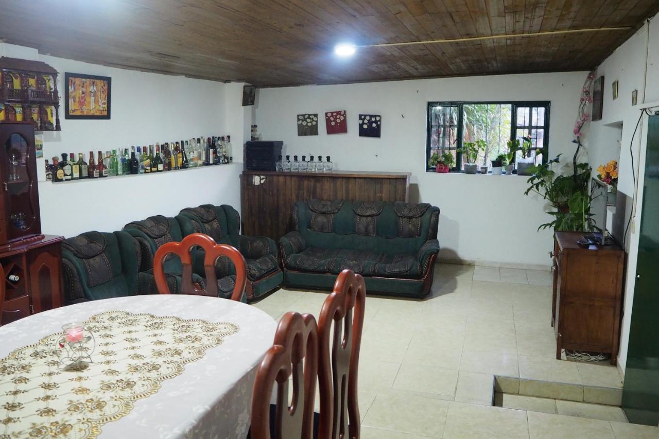 Hospedaje Bella Vista Mongui Luaran gambar