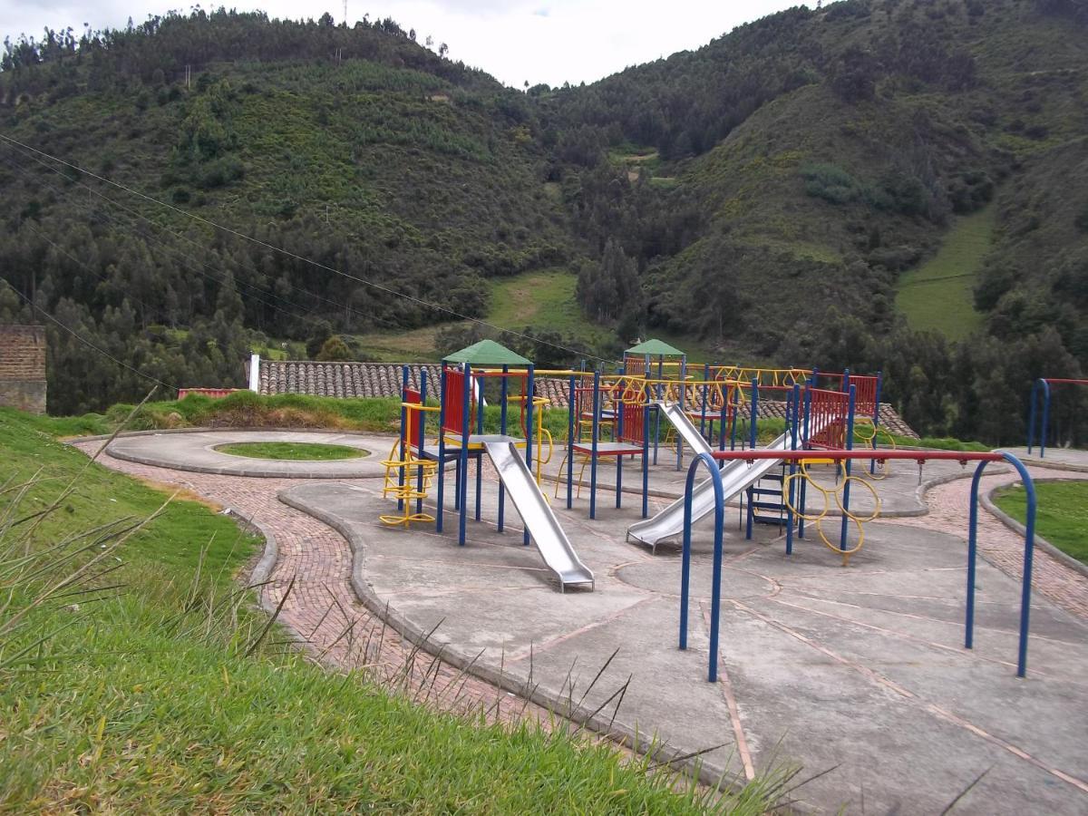 Hospedaje Bella Vista Mongui Luaran gambar